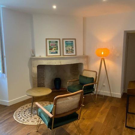 Le Prieure De Saint Pierre Bed & Breakfast Luaran gambar