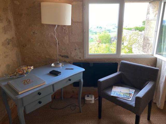 Le Prieure De Saint Pierre Bed & Breakfast Luaran gambar